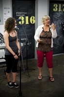 Workshop participant being coached by instructor Johanne Desforges - 2012-06-09